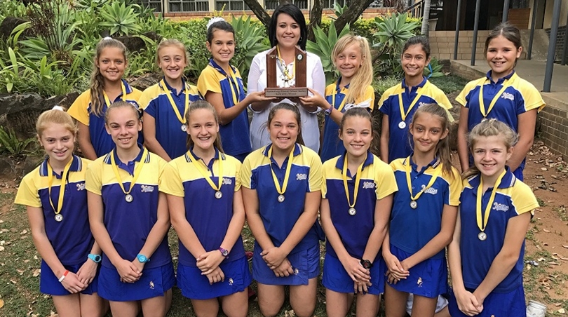 Laerskool Nelspruit spog met twee dogters Hokkiespan-kampioene