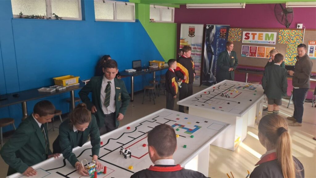 Interskole kodering en robotika - Laerskool Stulting